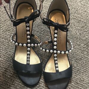Badgley Mischka Black Sandals with Pearl Details